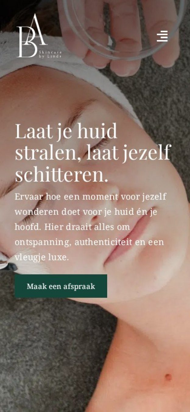 Website van Beauty Atelier op een gsm